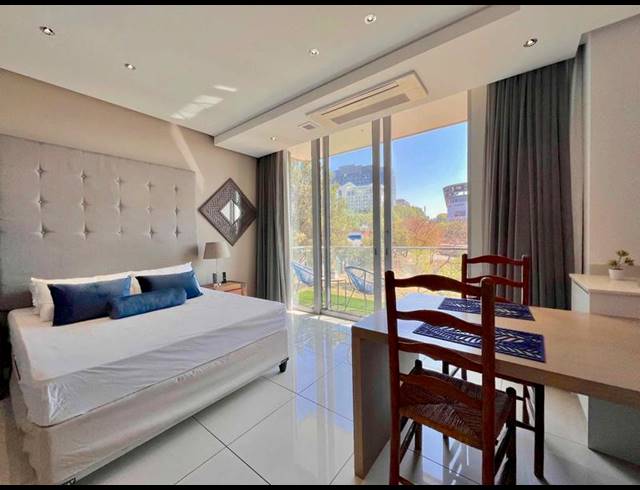 1 BEDROOM APARTMENT FOR SALE IN SANDOWN